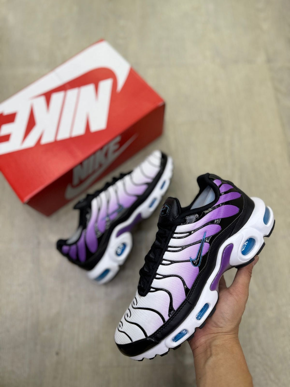 Tênis  Nike Tn