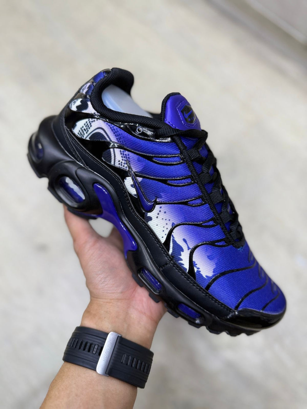 Tênis  Nike Tn