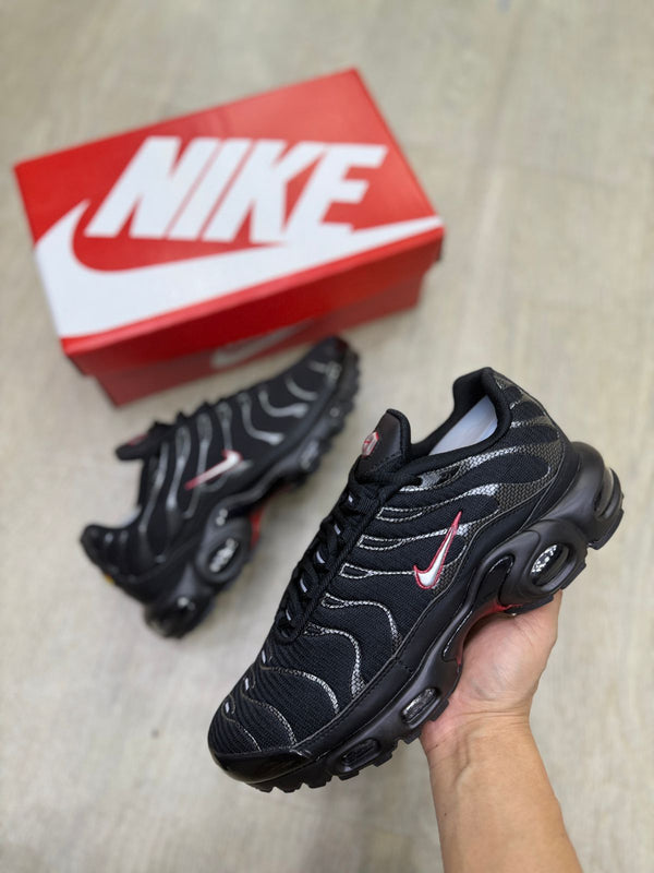 Tênis  Nike Tn