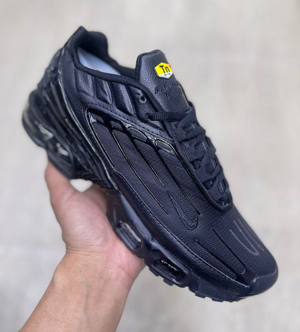 Tênis  Nike Tn