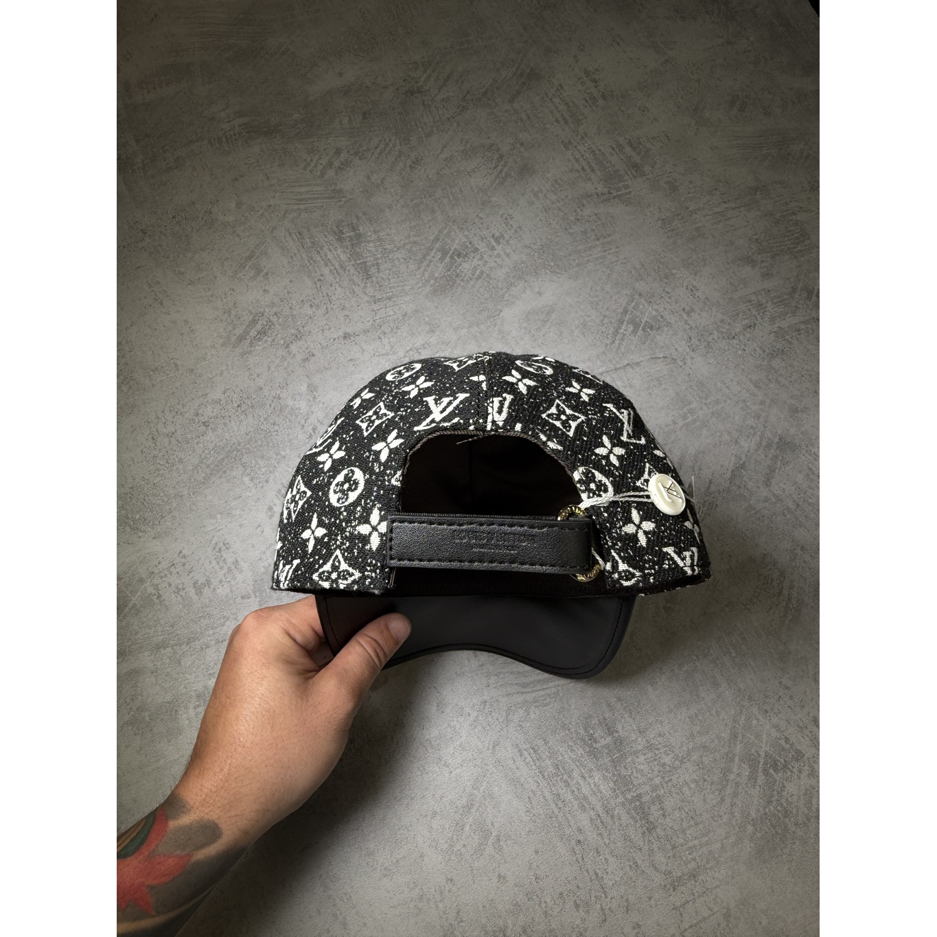 Boné Louis Vuitton grife importado