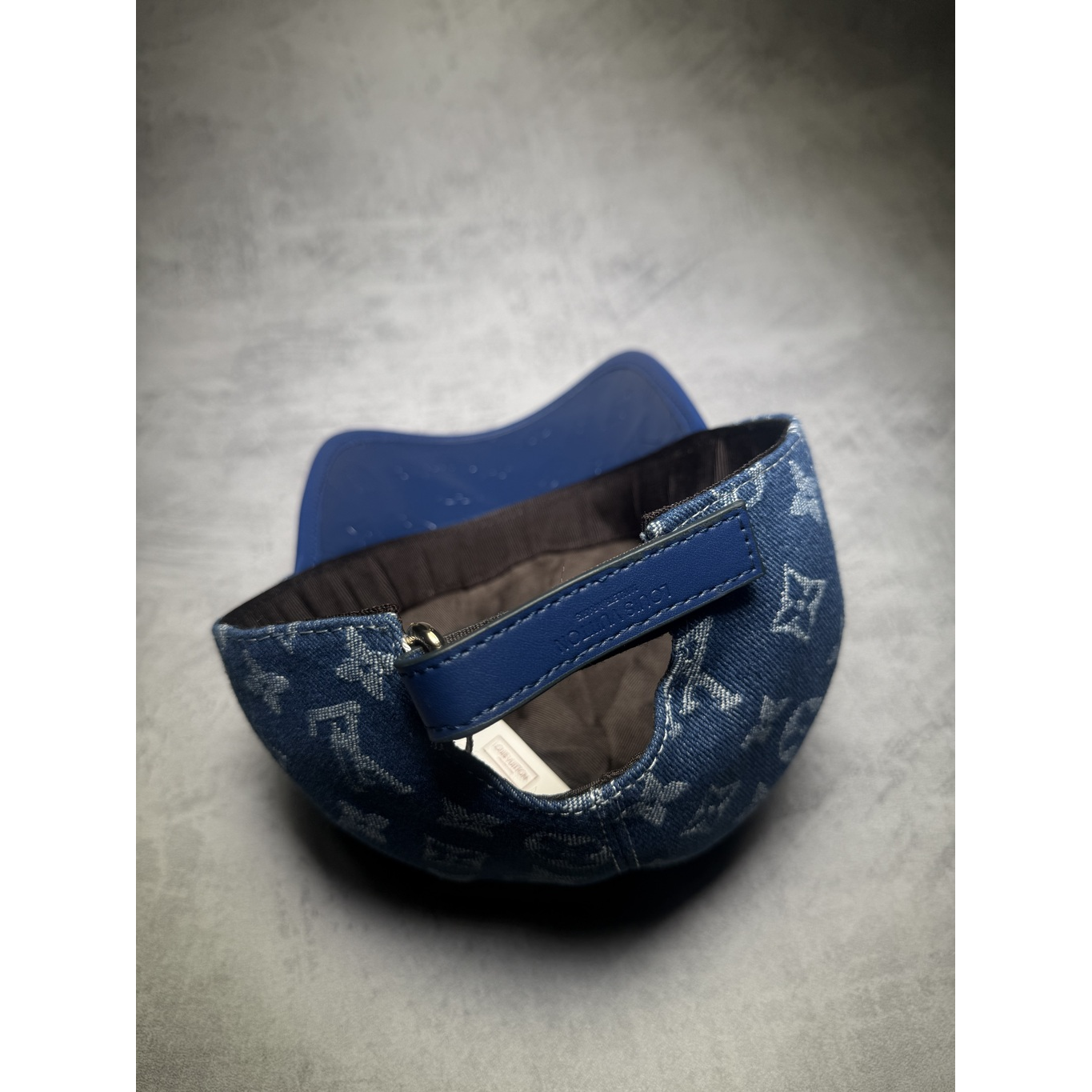 Boné Louis Vuitton grife importado