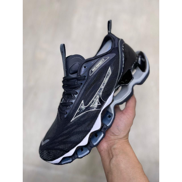 Tênis Mizuno prophecy