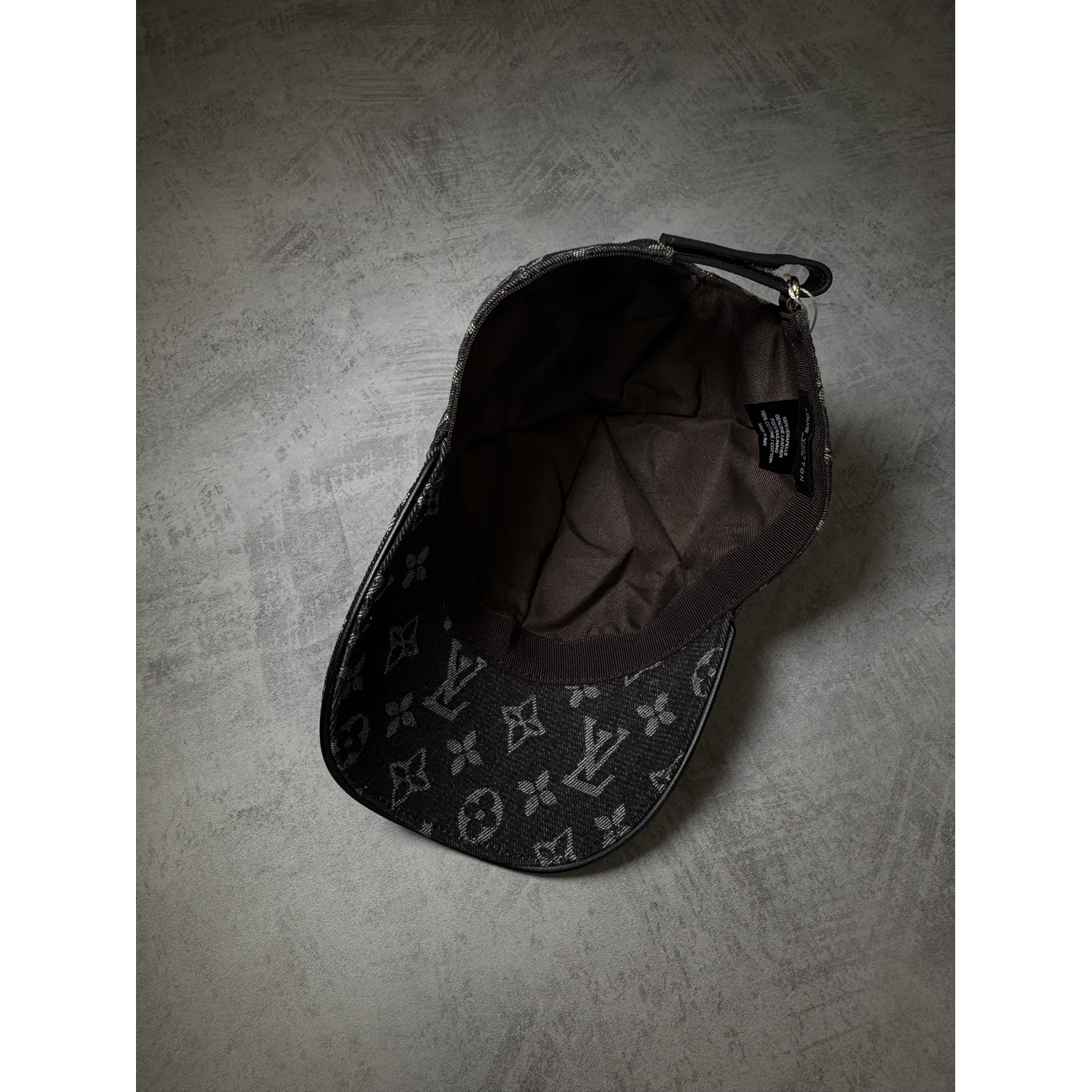 Boné Louis Vuitton grife importado