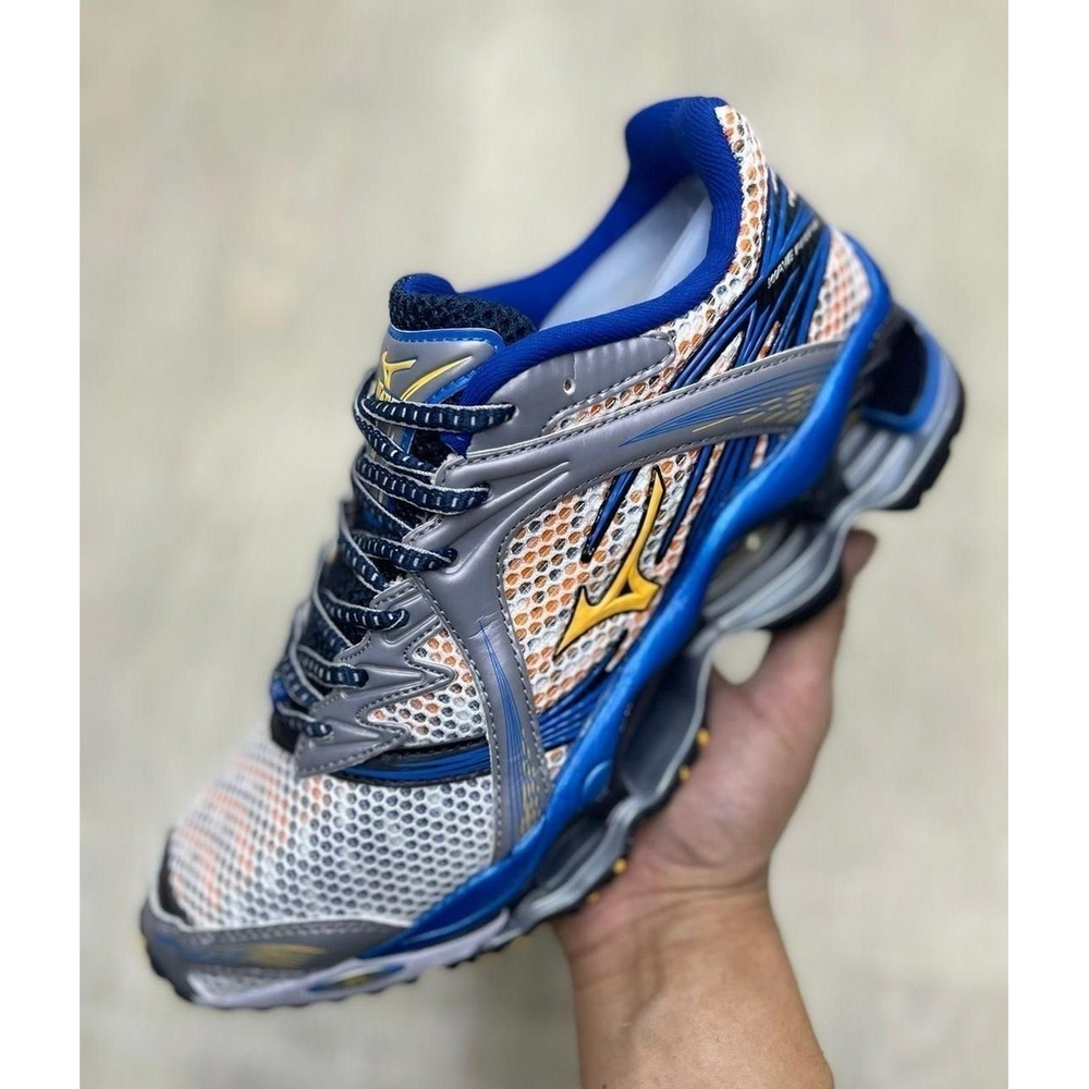 Tênis Mizuno prophecy